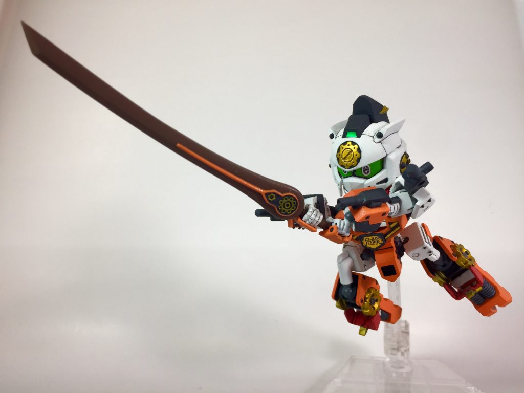 必殺技「断突」のポーズもできます