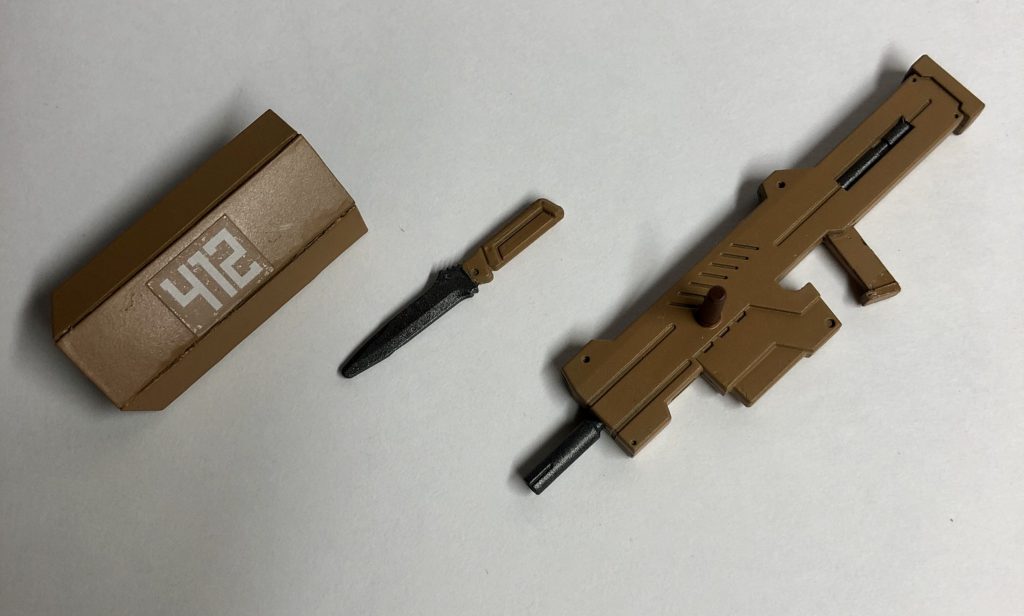 武装はライフル、ガントレット、ナイフ

ナイフはガントレット内に収納できます^^