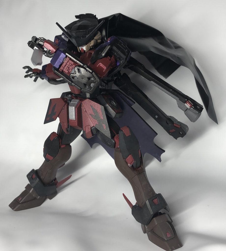 ネメシスエッジ
両脹脛に搭載された武器
至近距離の敵に使用