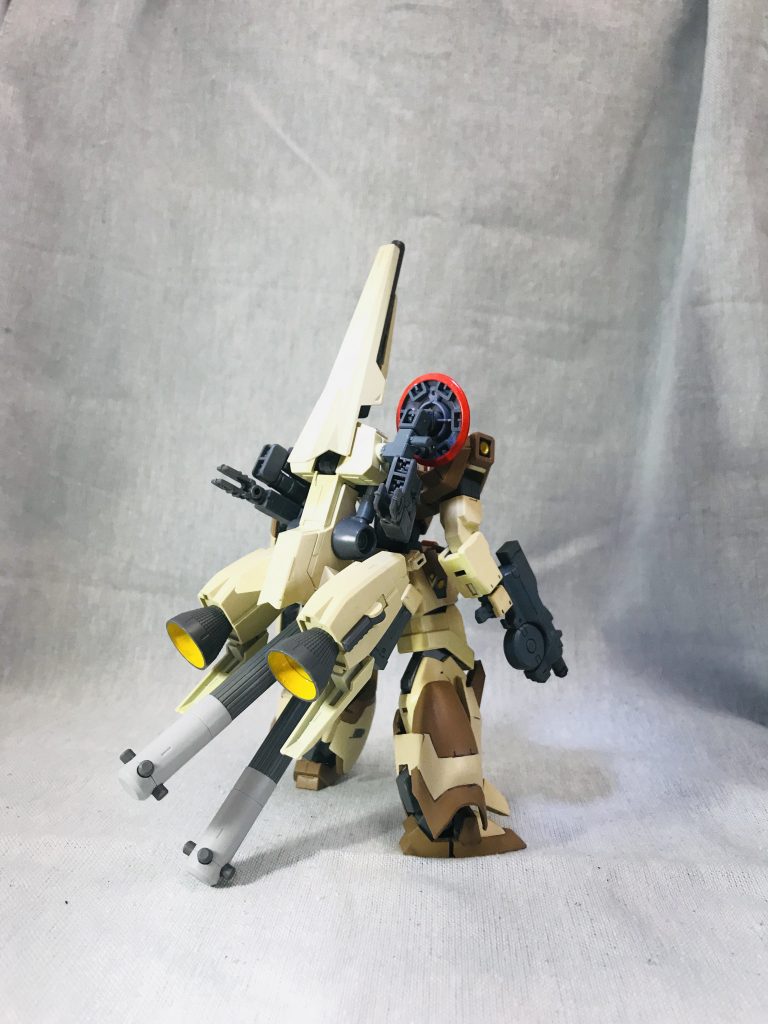 この時点では後ろが本体でした。