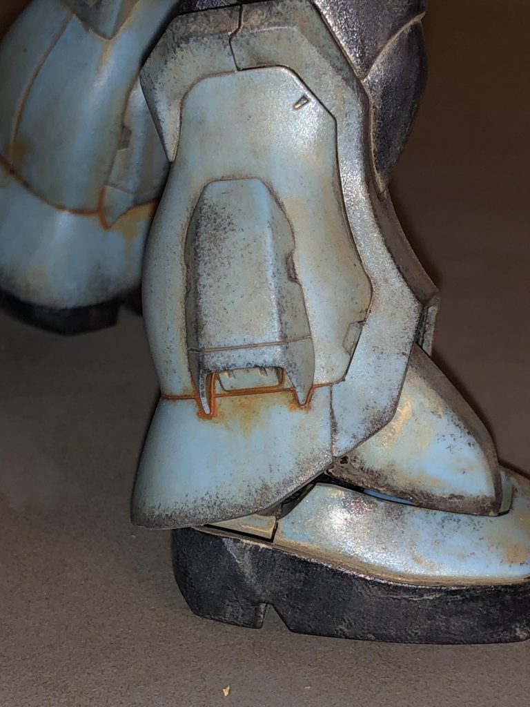 各所にチッピングと、控えめに錆も入れてます