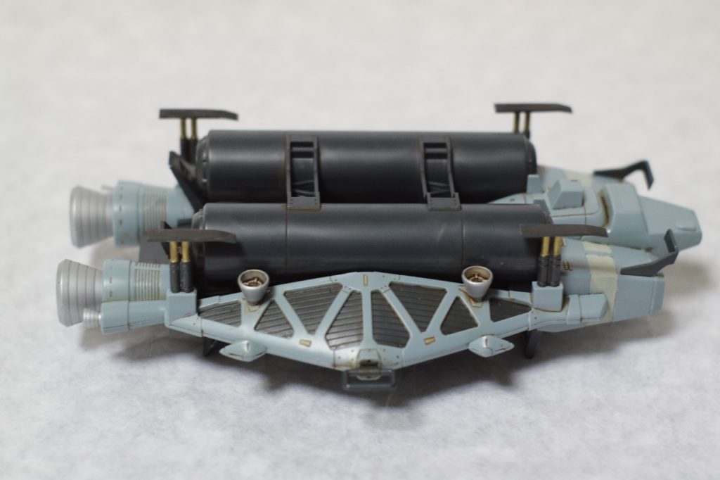 さかさまです。プロペラントタンクを装備しています。