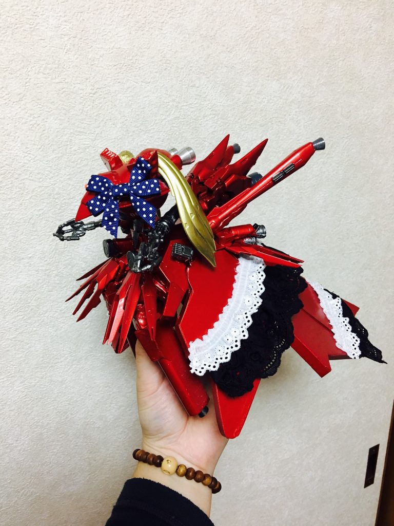 リボンは換装式。
好きなリボンが選べます。