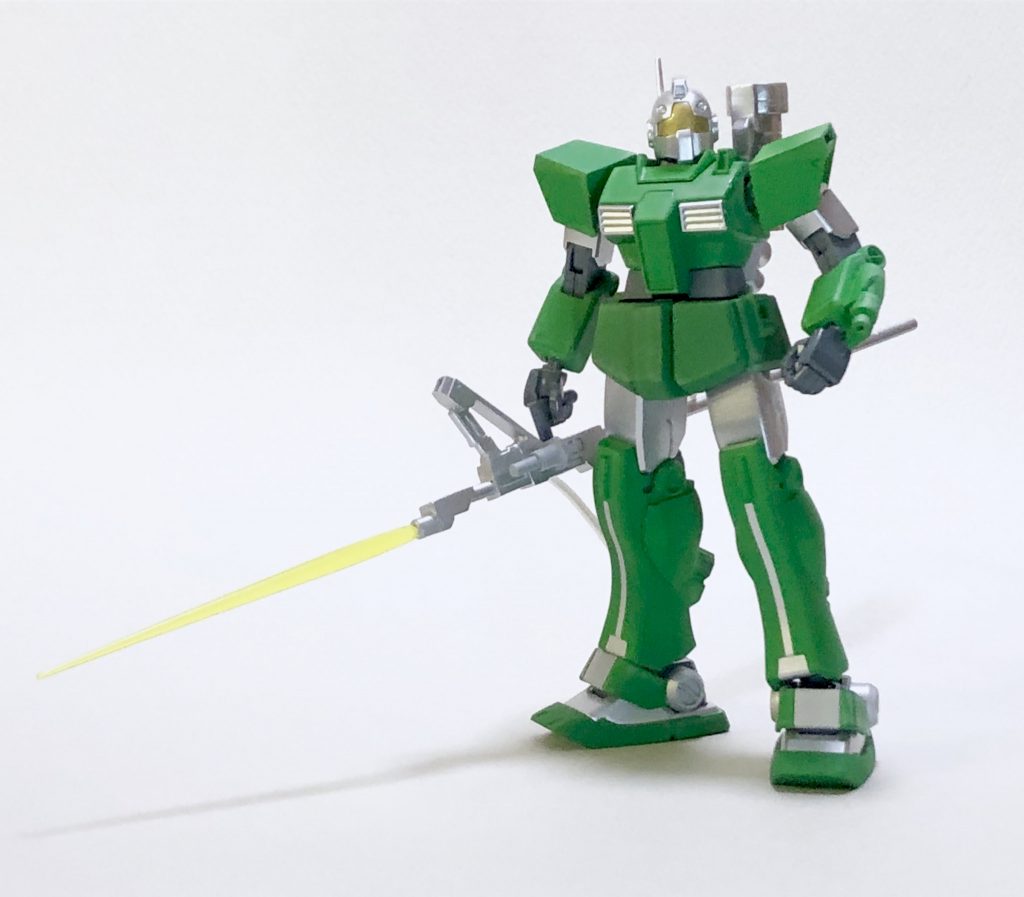 自作ライフルの後部にビーム刃を差し込みました。