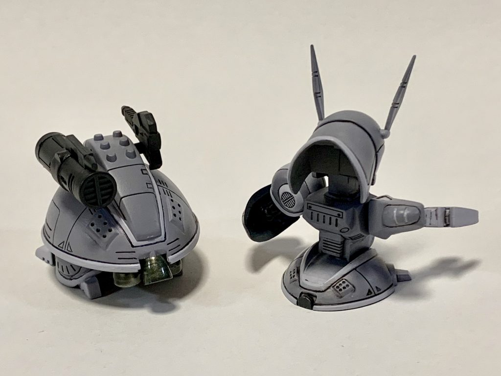 加工は合わせ目消しと、お尻のスラスターの縁を薄くしたり、連結を切り離したりしただけです。しかし、スラスターの中が見える写真を撮ってなかった…😑