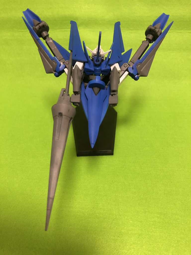 これが超高速で飛行し、ランスで必殺の一撃を狙って来ます。