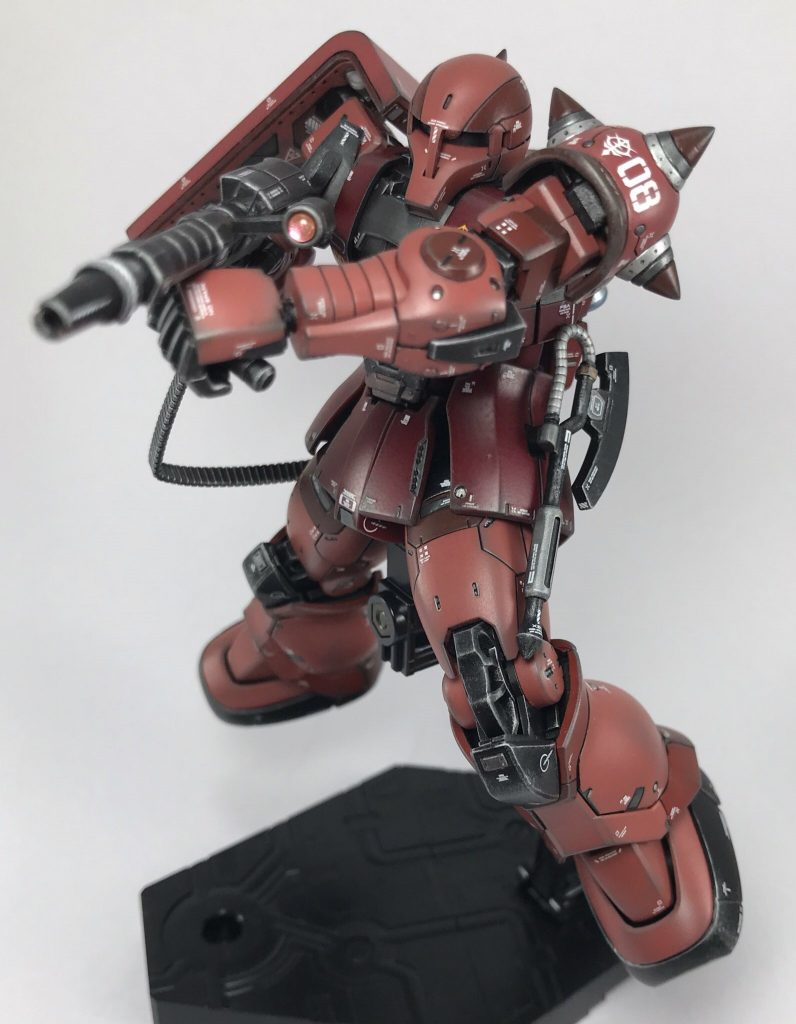 ザクマシンガン打ってるモードです。シャアザク1といえば、このポーズ！