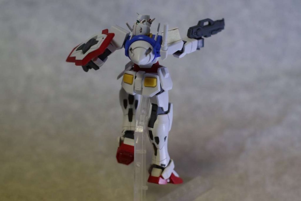 足の方は多少塗分けがありました。