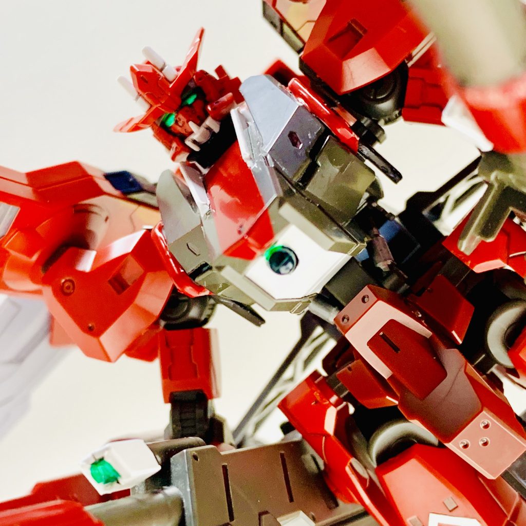 航空力学データの豊富な蓄積があるアスタロトに巨大なブースターを取り付け、
できる限りの高精度化を追求した滑腔砲二門を開発、
システムと連携する、超望遠カメラや環境観測を含む複合センサーを収めた胸郭アーマーを装備し、
輸送機によって高空から強襲するのが本作戦の概要である。