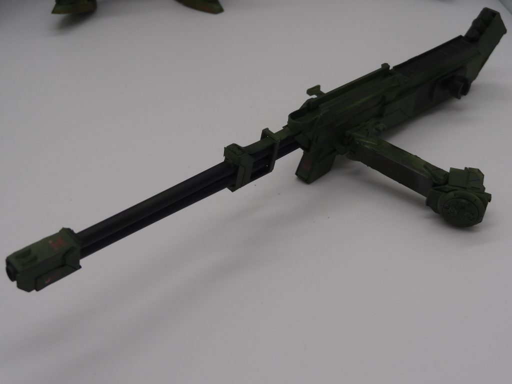 コチラはメイン武器の大型対艦ライフル！ディテールや接続部以外はプラ板でスクラッチで作成!!ライガーゼロパンツァー風に仕上げました(◦ˉ ˘ ˉ◦)