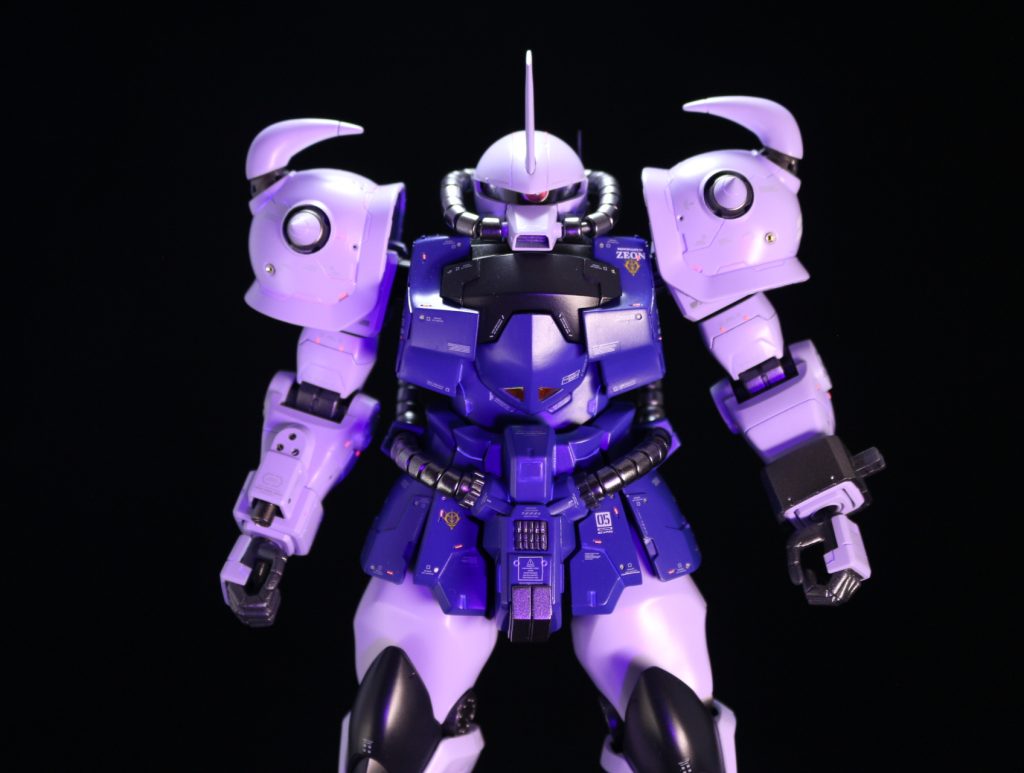 胸周りの形状変更、フロントスカートの分割、太ももの大型化