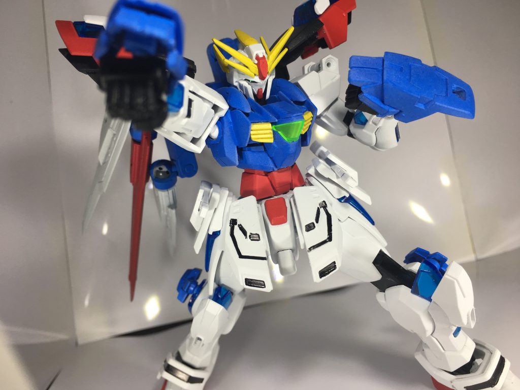 この機体も武器(というか技)は少なく
・格闘
・バーニングスラッシュ
・バーニングフィンガー
である。