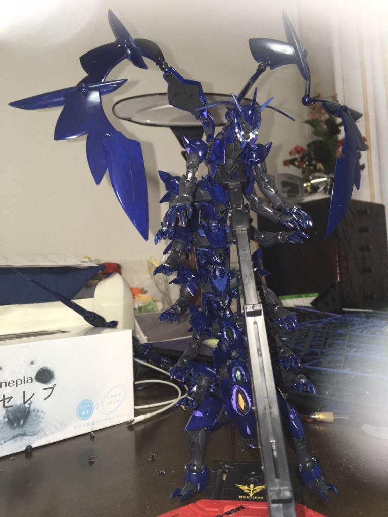 羽も体に合わせて巨大化しました。
敵を弾いたり、敵の攻撃を防いだり、飛ぶ時の助走やスピードアップに使います。