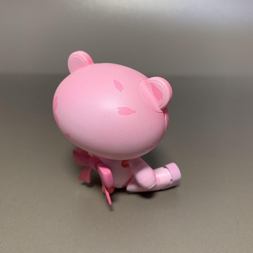 頭にも桜の花びら散った花びらが乗っかってます笑