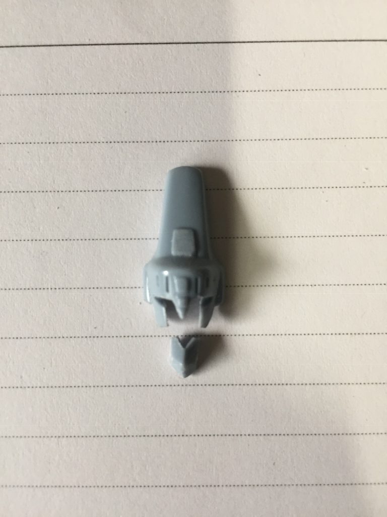 顔も切り貼りして好みにしています