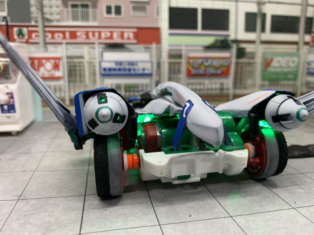 GNドライブから光が見えるように加工