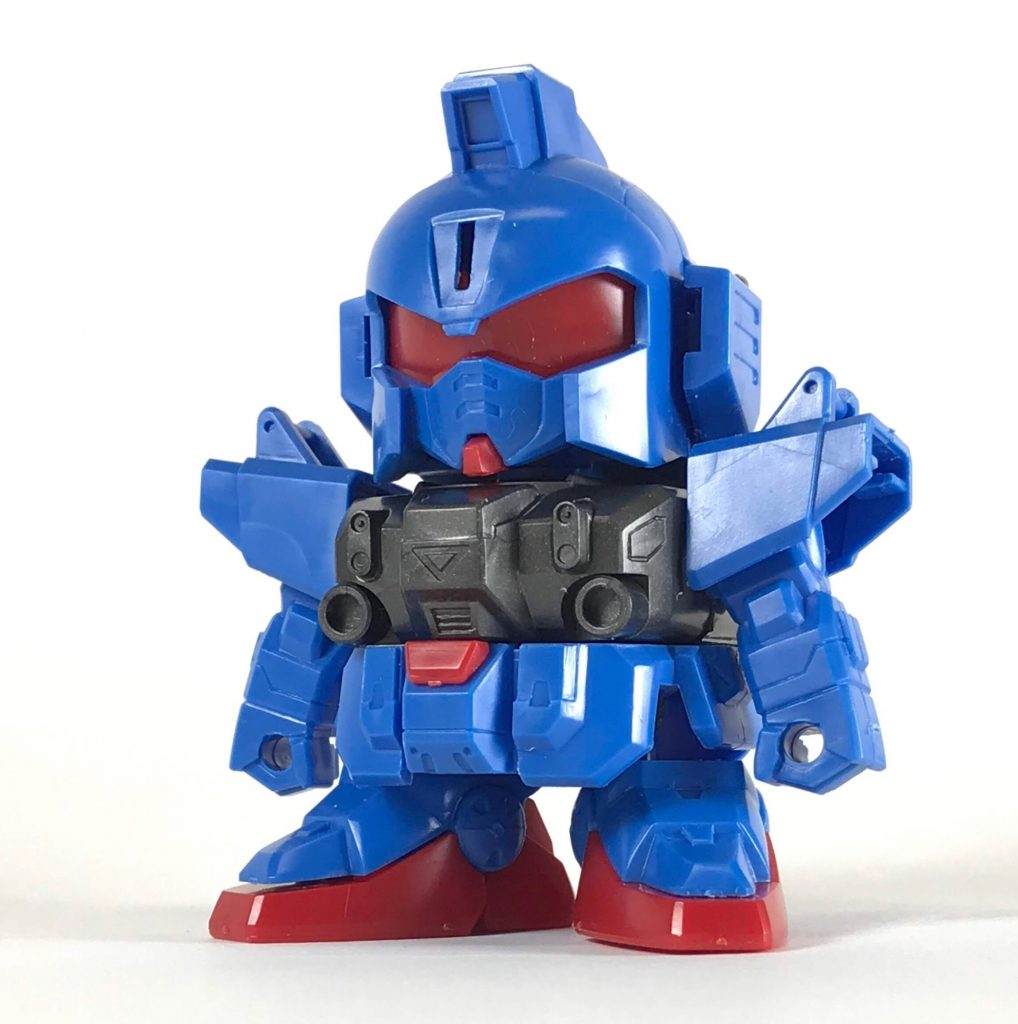 馬岱ガンダムの素体。『ムシャジェネレーション』の武者ブルーガンダム→「Gジェネ」ブルーディスティニーのリデコキットなのと、アレンジされた馬超よりもBDのディテールがそのまま残っているのがチョイスの理由ですね。結構そのまま残している部分があります。