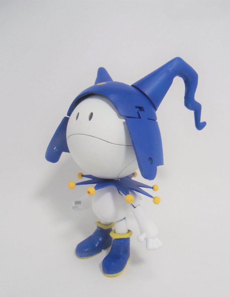 全身はこんな感じです。ハロプラとケロプラのタママ二等兵をベースに、プラ板、エポパテを使って作成しました。