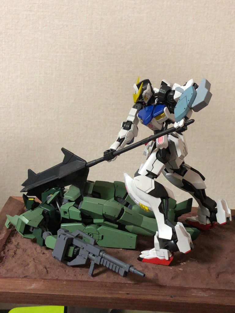 鉄と血と–3枚目/制作者：ポップコーン バター味大佐