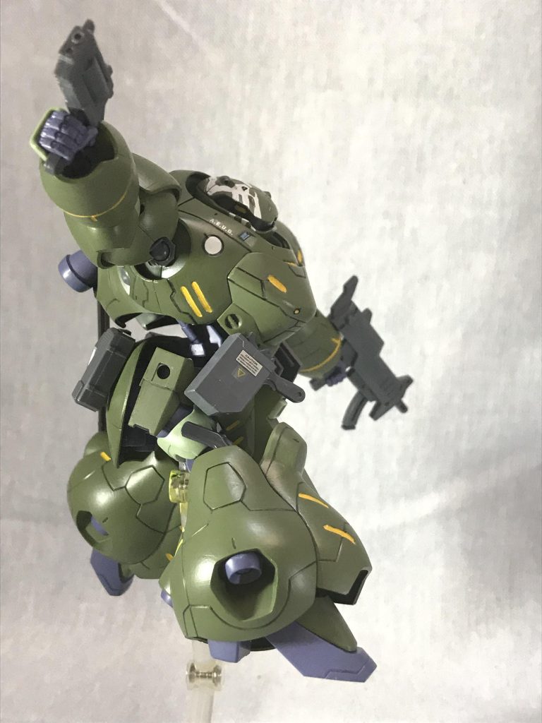 シール貼っただけですがツインアイにしてます。