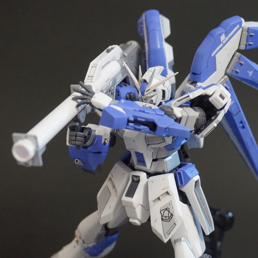 バズーカを構えて