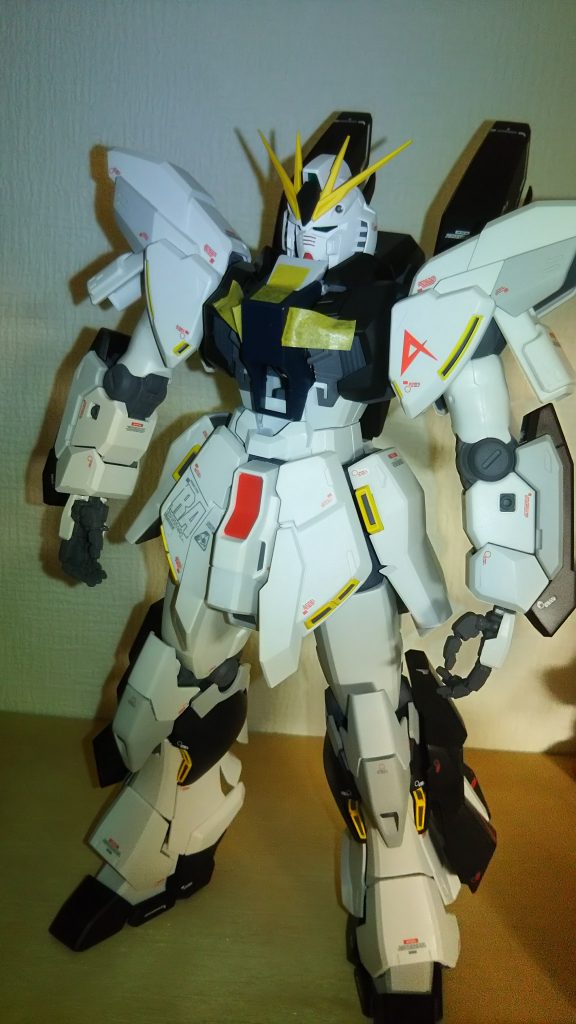 胸周りのレイアウト、途中から変更しました。結構迷いました。