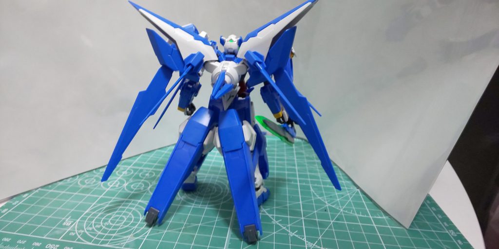 後ろからアメージングブースター装備してます