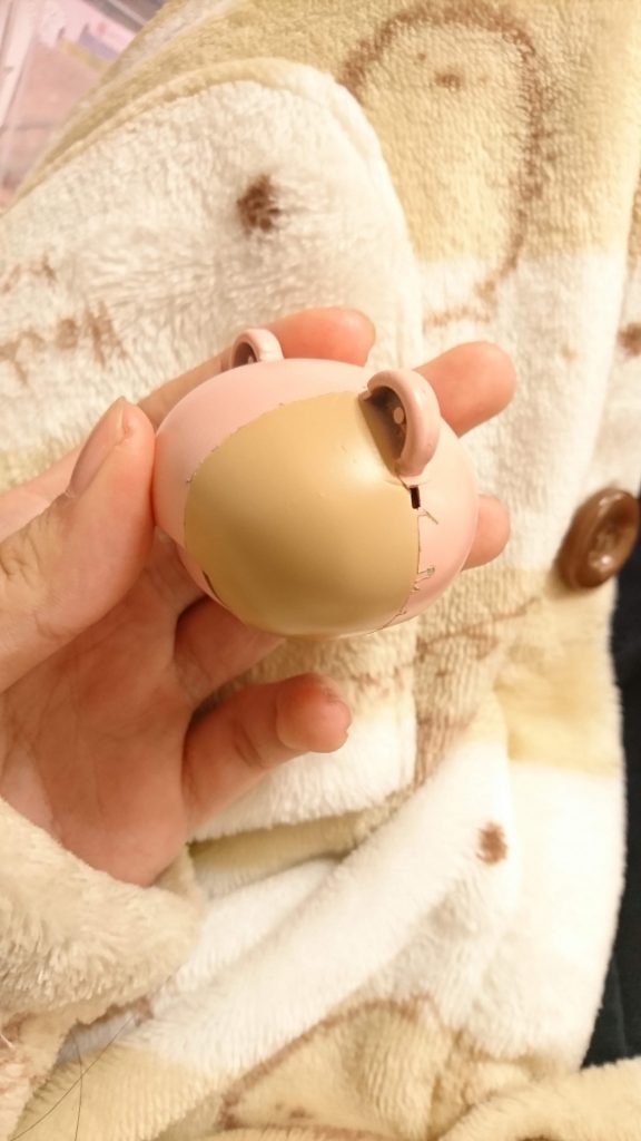 塗装途中はこんな感じ!マスキングがうまくいかなくてガタガタだぁ〜w( ºΔº ;)