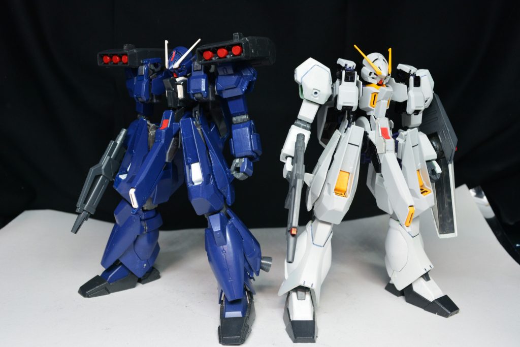 ## ①②白と青のジェガンⅡ

サムネと同じ