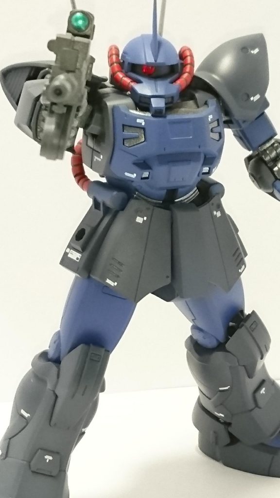 カラーリングはキット指定のカラーと悩みましたが外伝作品やZガンダム等に登場したバージョンで。