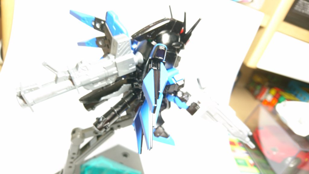 RX-93-V2 Hi-vガンダム IMS(色ムラすごい)–4枚目/制作者：桜木 音嶺