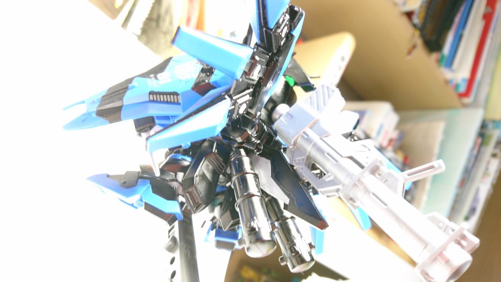 RX-93-V2 Hi-vガンダム IMS(色ムラすごい)–5枚目/制作者：桜木 音嶺
