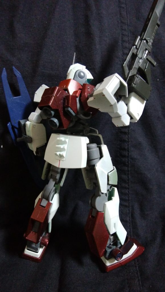 背面はとネモの面影が強い