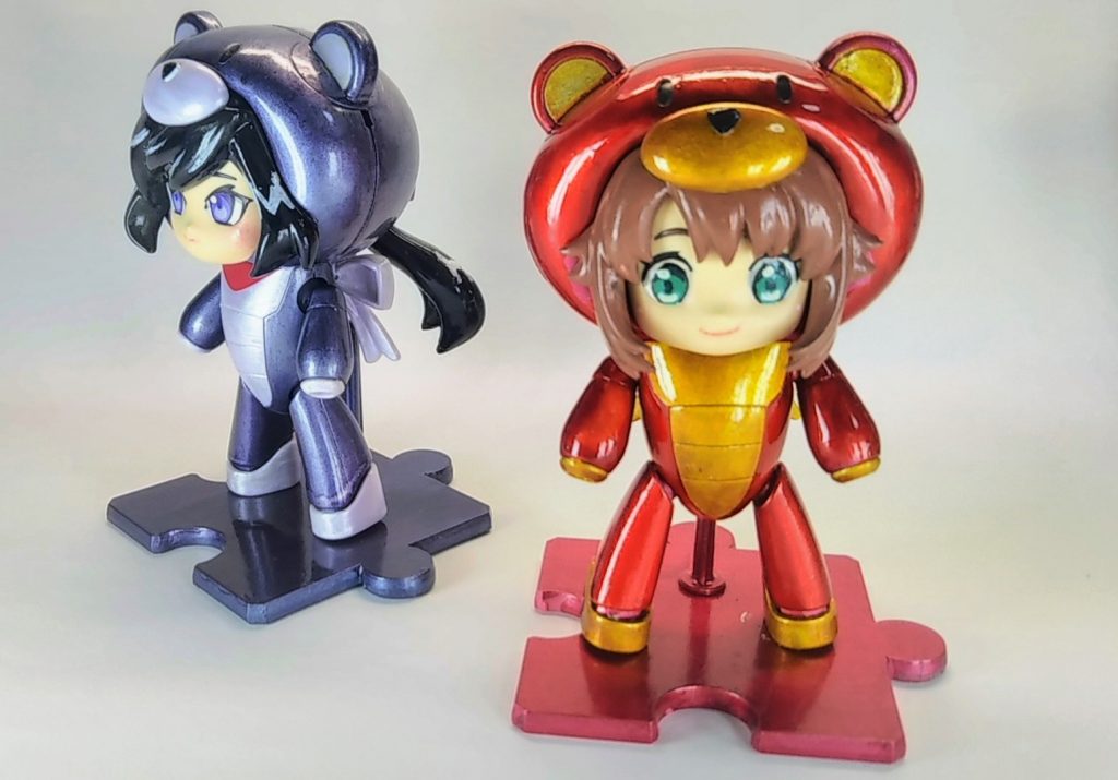 モモとアヤメではチークの付け方のアプローチが異なるので経年変化による塗料落ちでモモのほうは某戦車道アニメのキャラのようになってしまいました。