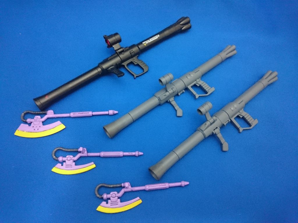 2.0のバズーカとヒートホークを比べるとボリューム不足で…