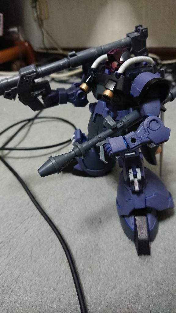 【パンツァーファウスト】
オプション武装。使い捨てのバズーカ。追尾能力はないものの直撃すれば敵機を破壊することが可能。