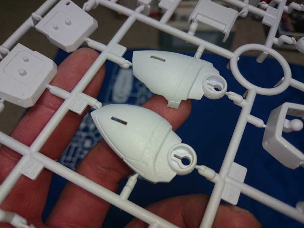 カラースプレー。塗り方が汚かった…