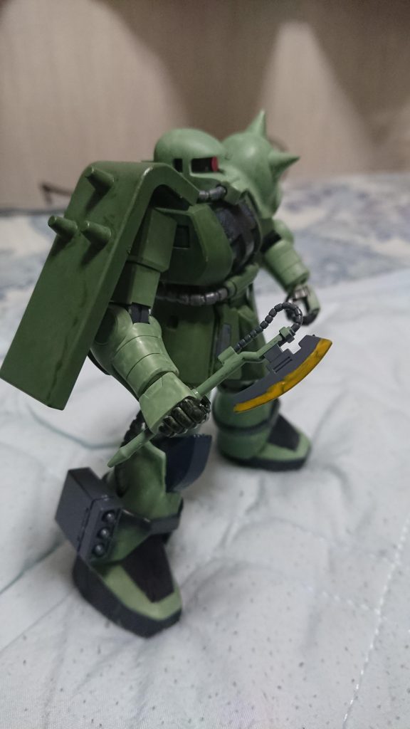 旧キットのヒートホークのカラーリングを参考に塗装。やっぱり小さい！