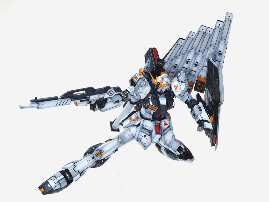 RG RX-93 νガンダム–4枚目/制作者：M.E.T.E.O.R