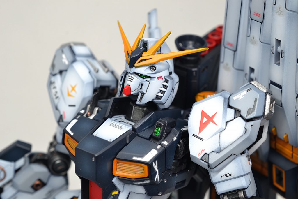 RG RX-93 νガンダム–6枚目/制作者：M.E.T.E.O.R