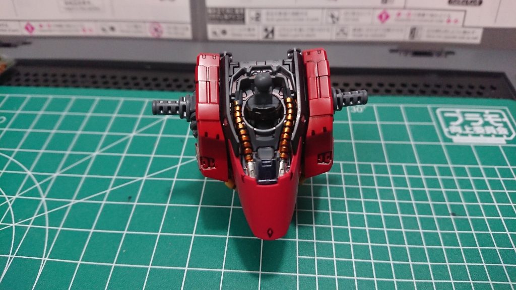 首周りを部分塗装後