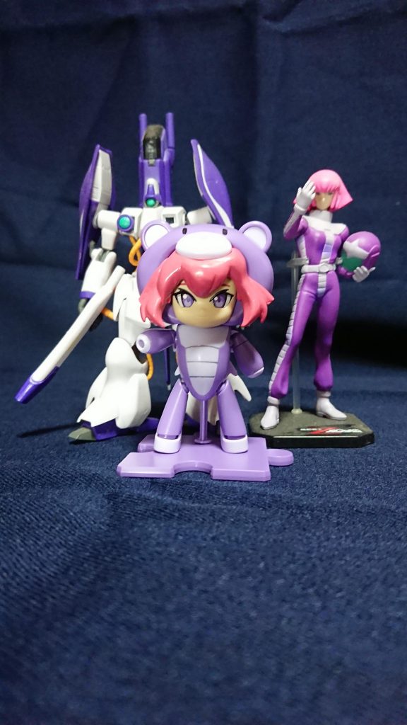 アッガイのボディを見ていたら、ジオンのノーマルスーツに見えてきたので、新訳ゼータのガザC搭乗時のハマーンにしてみました。