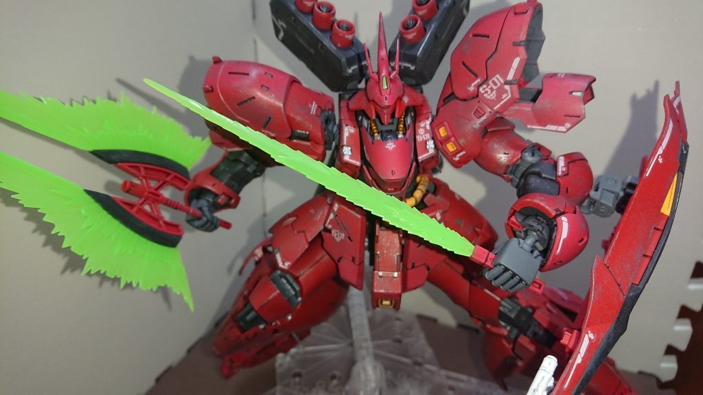 ビームサーベルとビームアックス両手持ち