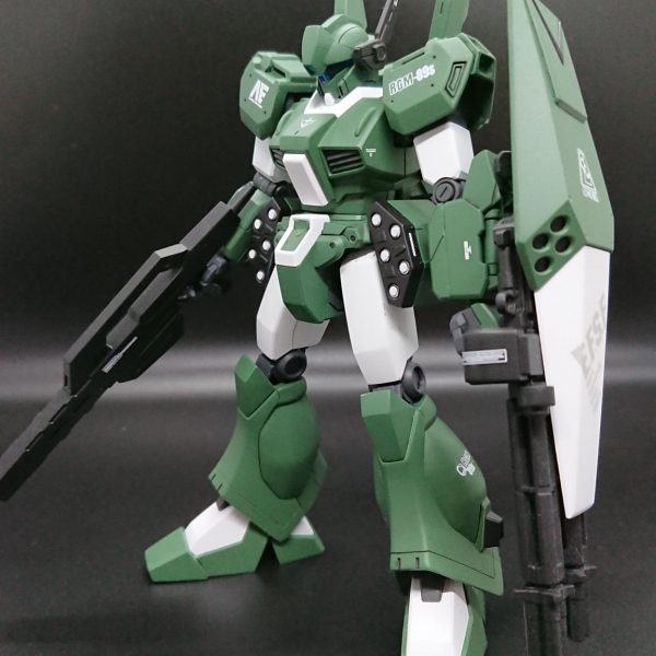 ジェガン・カスタム