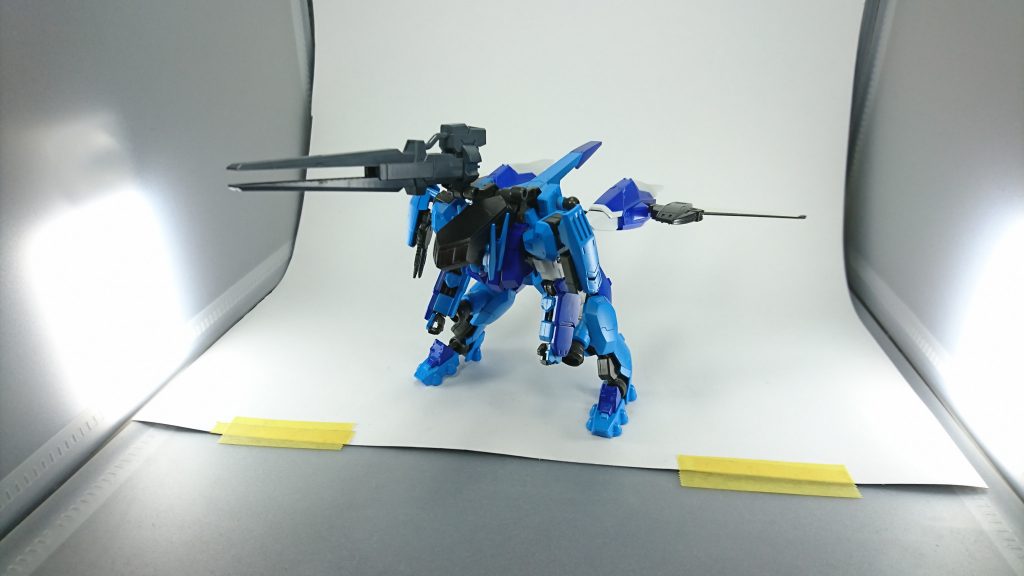 マクロス作品でよく見るバルキリーのガウォーク
大好きなので再現
市街地戦でホバーしながら舞います