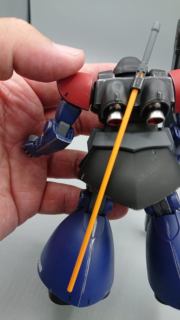 後ろ姿。バーニアが綺麗です(笑)