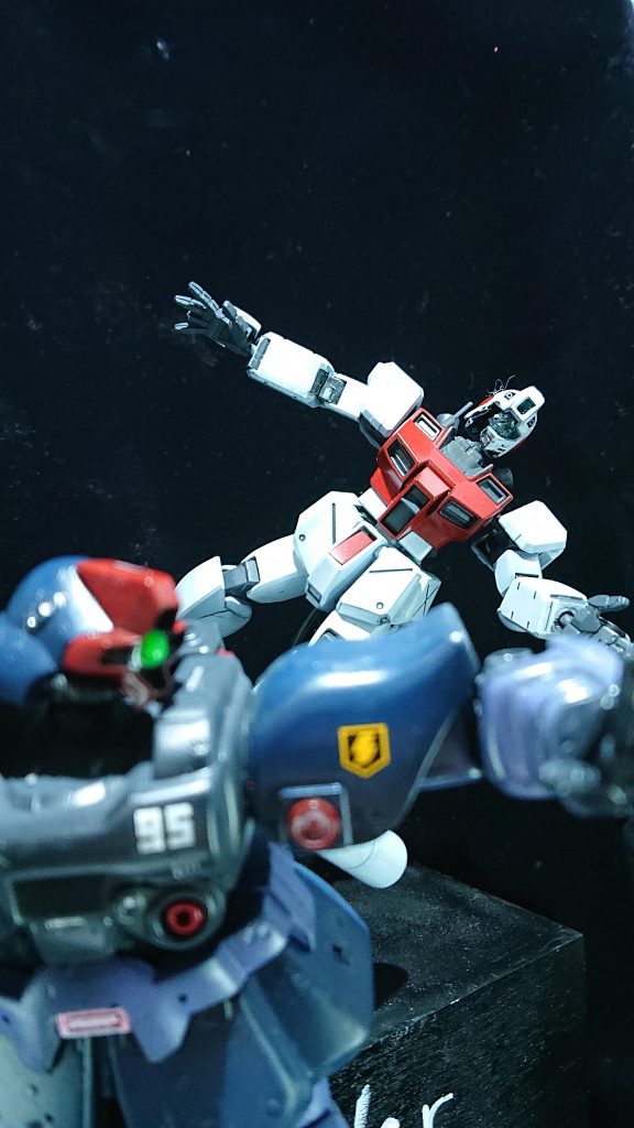 ジムコマンドのヤラレてる感が難しい…