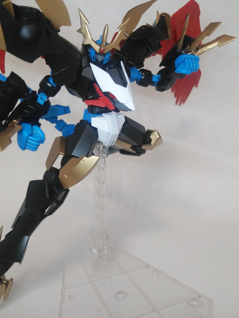 サブ兵装スプレンダーブレード。やはり物理で殴るしかない。幸いレアメタル製なので切れ味は抜群。ただし射程が短すぎるのが難点。