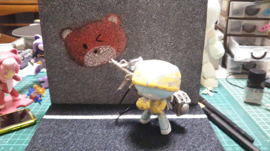 塗装するとそれっぽく見えてきます