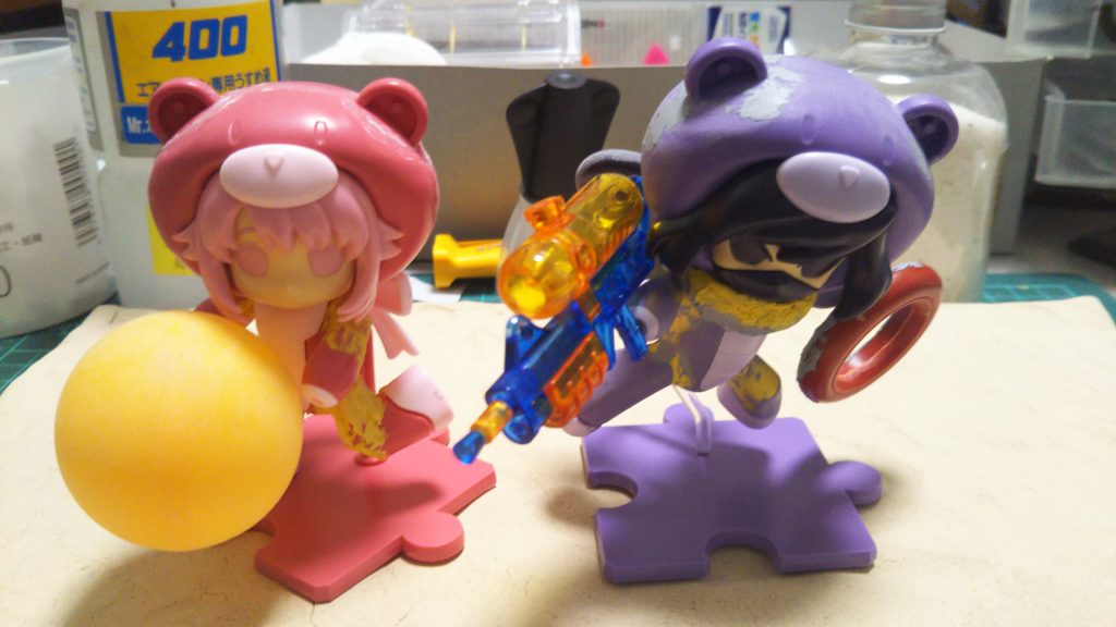 アヤメさんとモモちゃんも足の角度変えて固定してます
あとアヤメさんにはマフラーを追加で製作